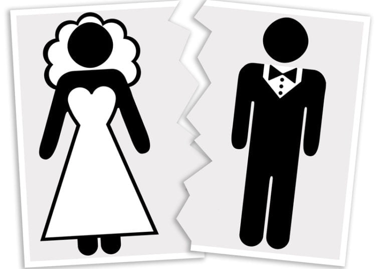 ‘I became SO excited to be rid of him’: 34-year-old throws herself a DIVORCE PARTY with champagne, balloons and ‘boy, bye’ desserts – after spending 15 years looking to split from her husband