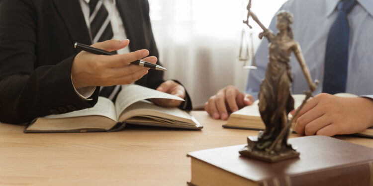 Civil vs Criminal Law – Which is Right for You?